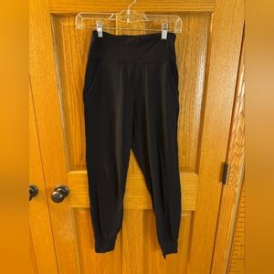 Women’s Lululemon Black Align High-Rise Jogger Size 4